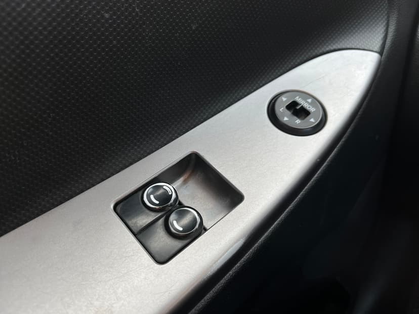 hyundai-solaris-2016-1350-17