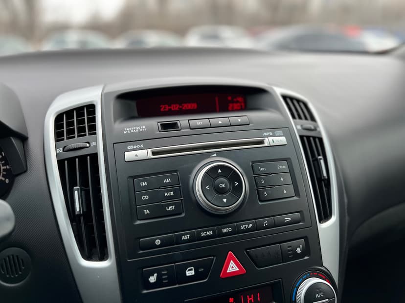 kia-ceed-2011-395-15