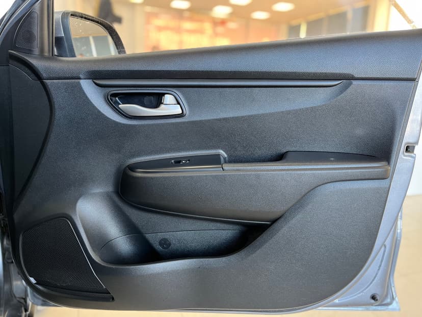 kia-rio x-line-2017-1219-25