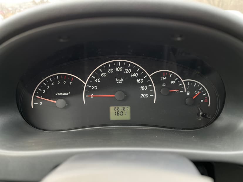 ВАЗ (LADA) Priora с пробегом, 2010 год, Волгоград, 1.6 бензин, Механика - вид 13