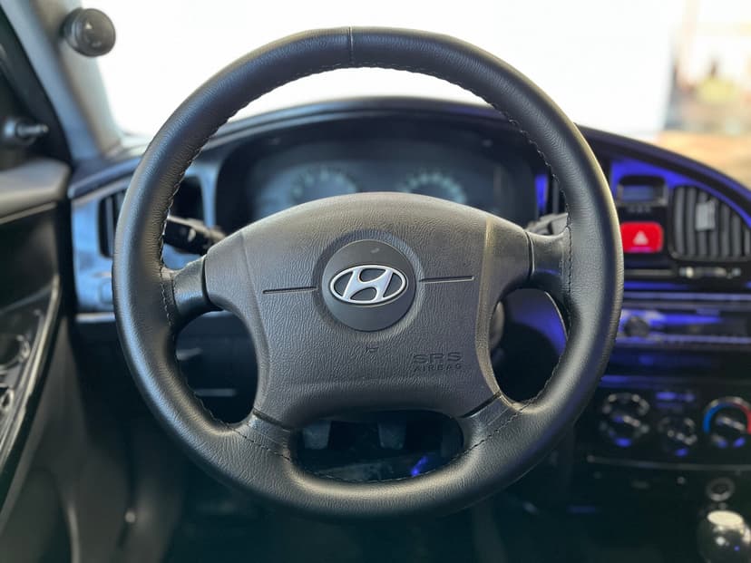 hyundai-elantra-2004-1218-11