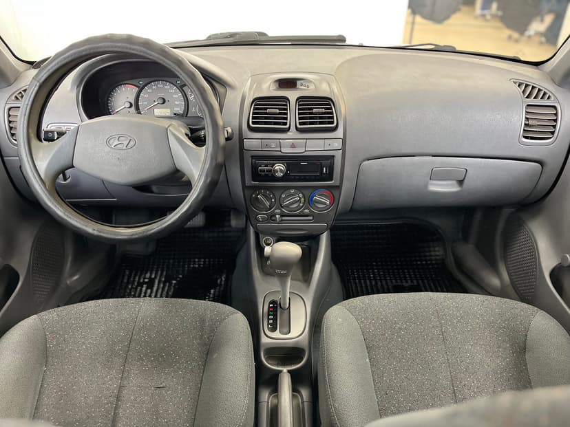 hyundai-accent-2008-605-8