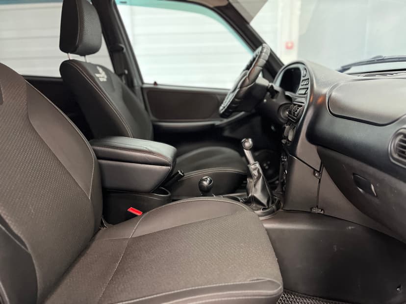 chevrolet-niva-2016-1362-17