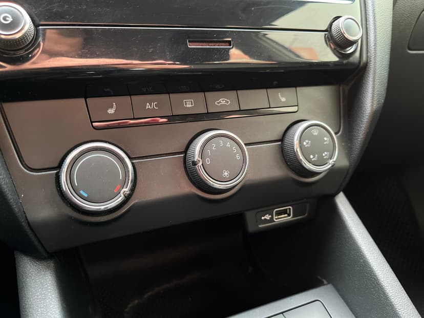 skoda-octavia-2019-1326-14