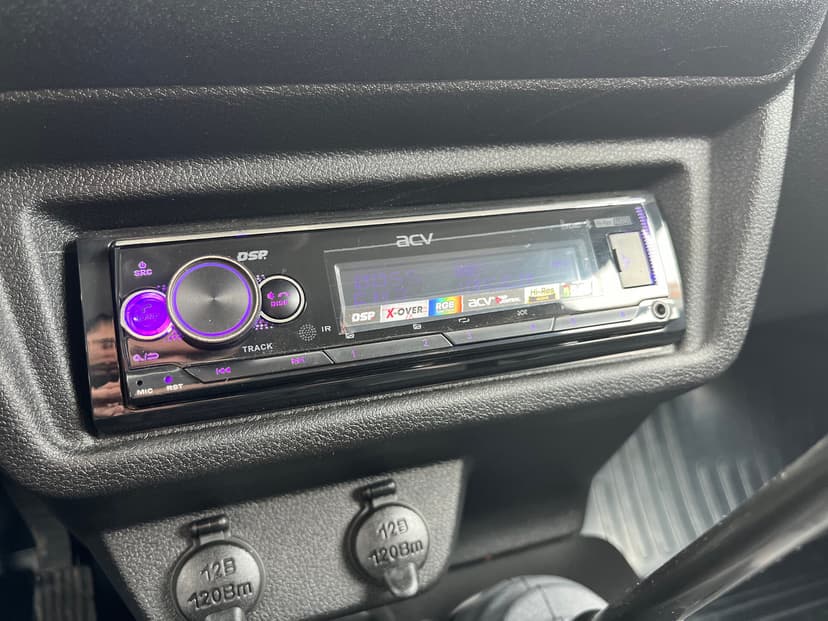 ваз (lada)-niva legend-2023-558-14