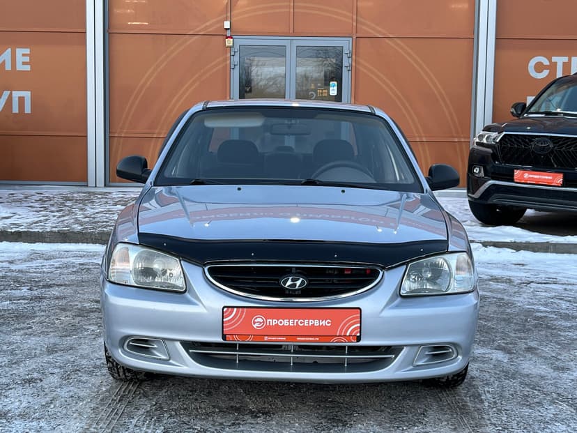 hyundai-accent-2006-990-1
