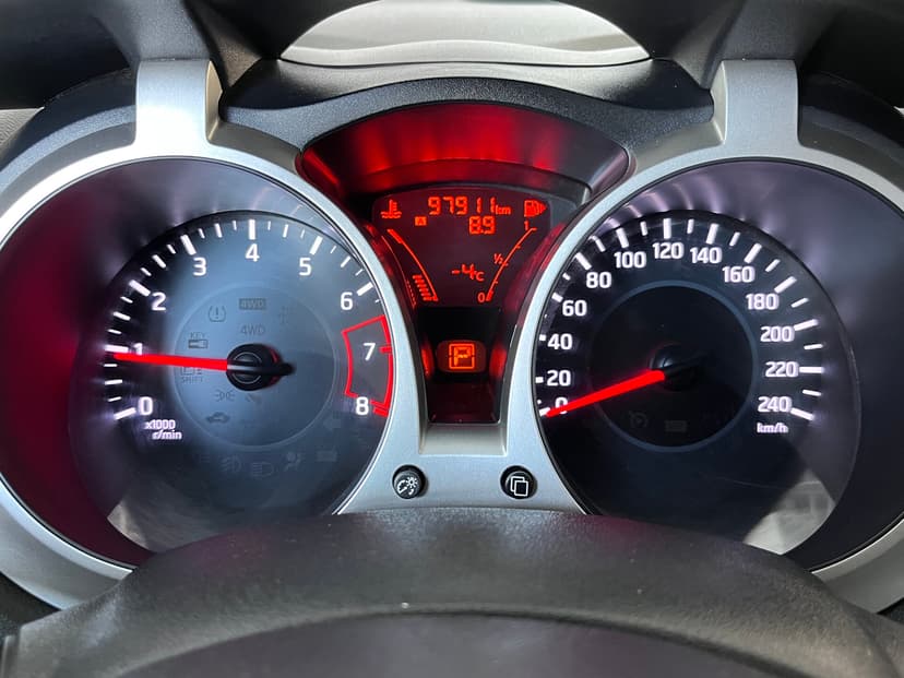 nissan-juke-2015-1206-12