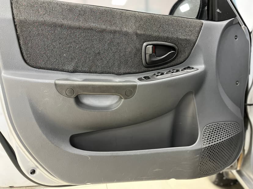 hyundai-accent-2004-1051-19