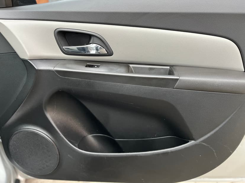 chevrolet-cruze-2013-745-22