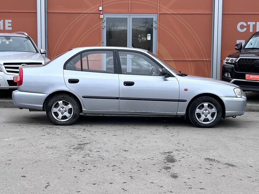 hyundai-accent-2008-605-3