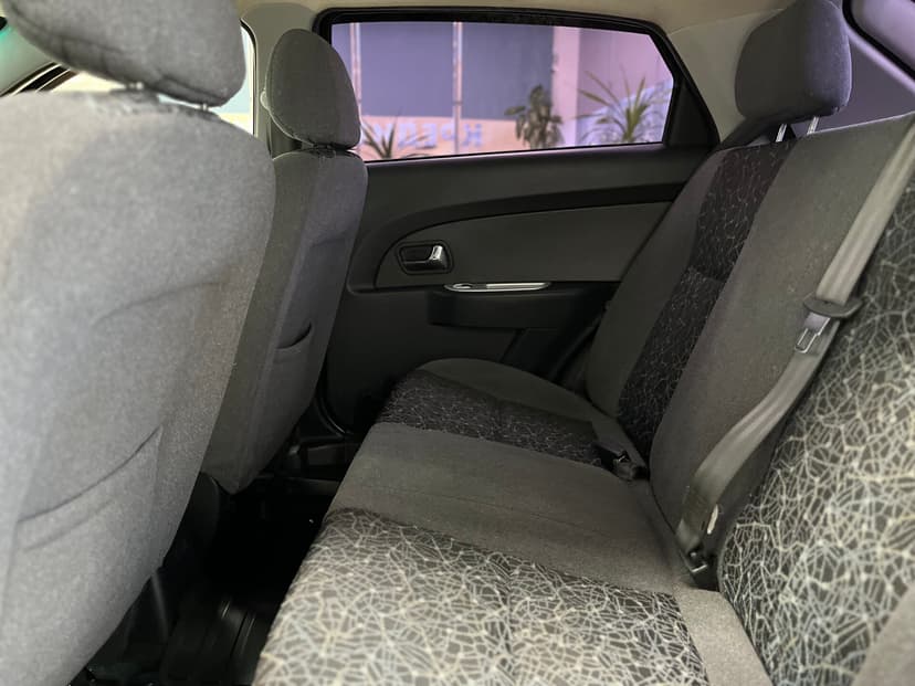 chery-very-2011-1314-19