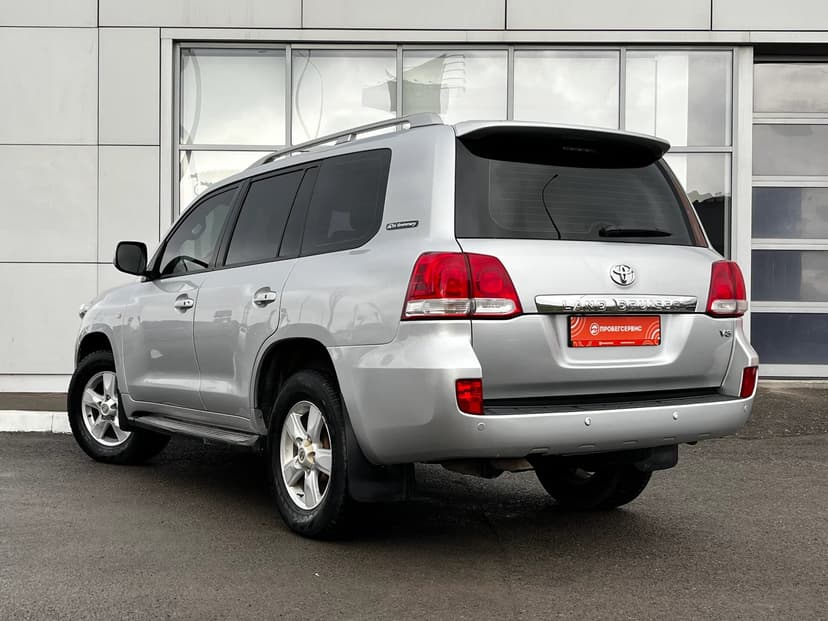 toyota-land cruiser-2011-771-6