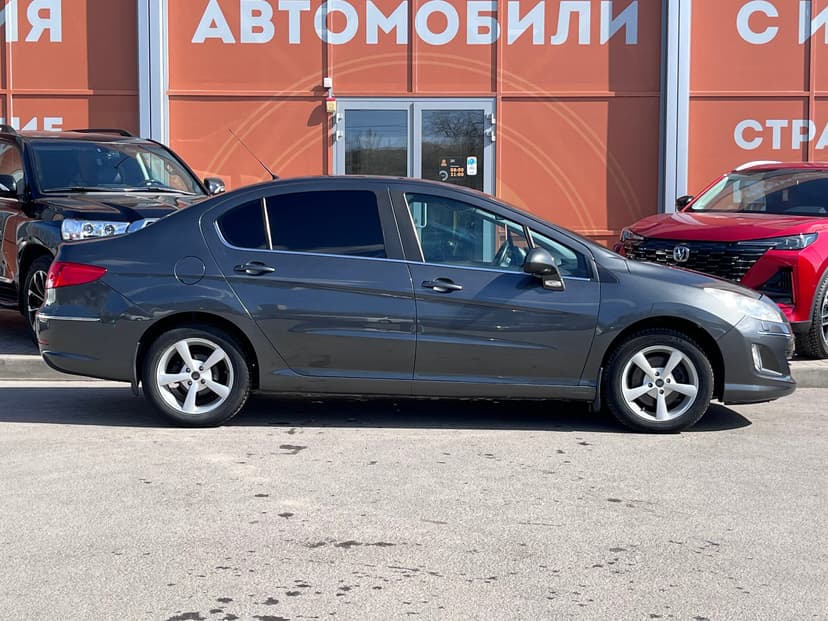 peugeot-408-2012-432-3