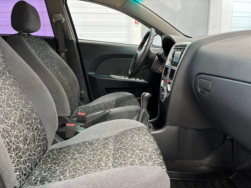 chery-very-2011-1314-16