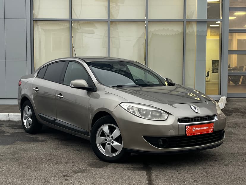 renault-fluence-2011-982-2