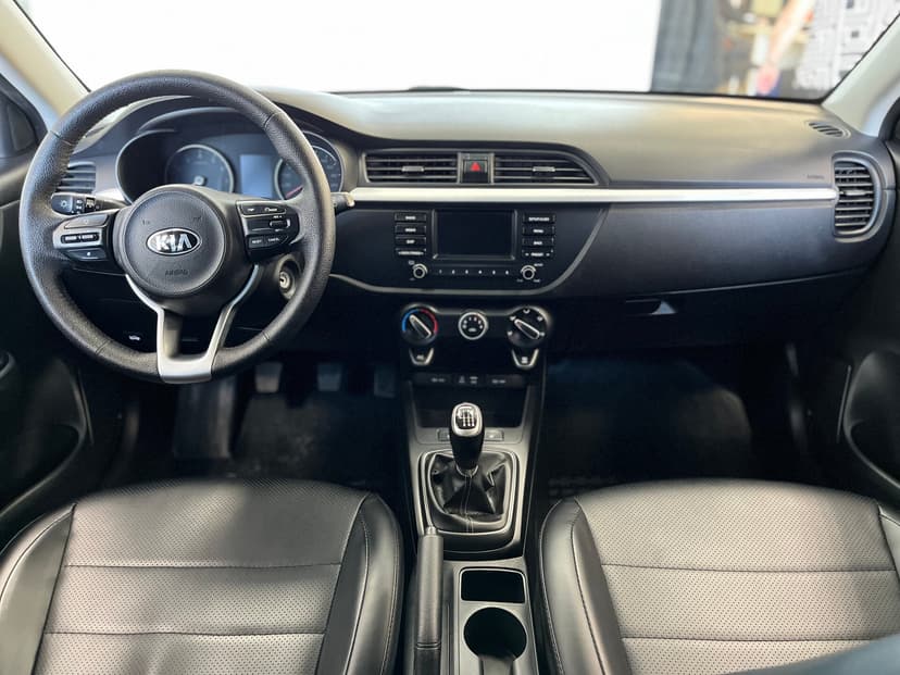 kia-rio x-line-2017-1219-10