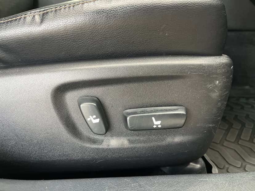 toyota-camry-2012-1224-22