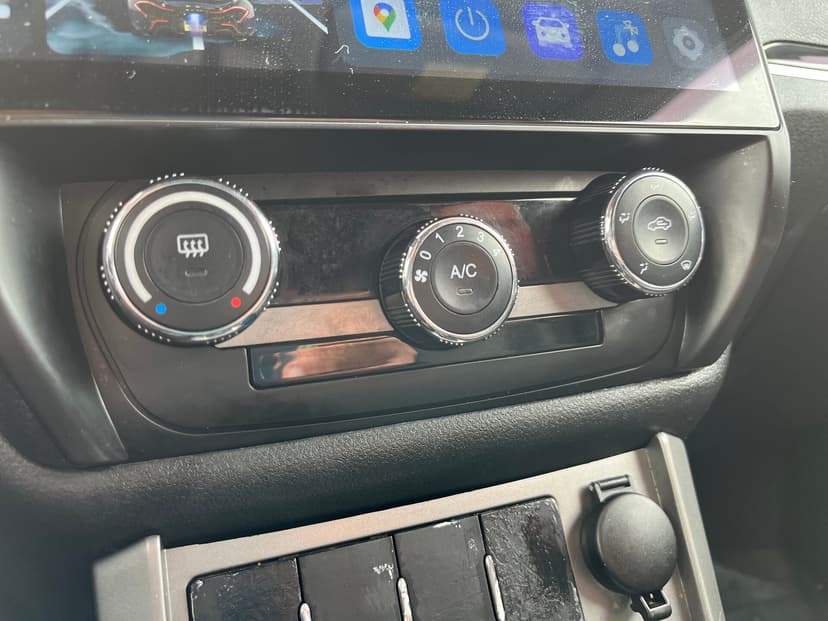 geely-emgrand ec7-2013-1023-13