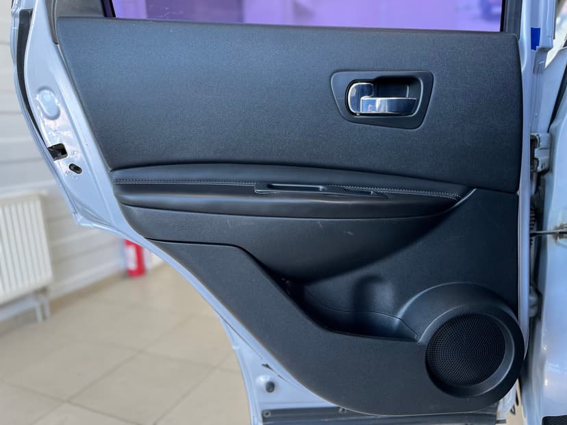 nissan-qashqai-2009-1279-22