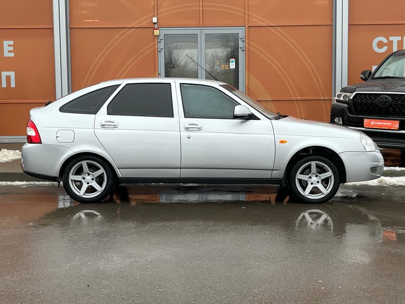 ваз (lada)-priora-2012-1030-3