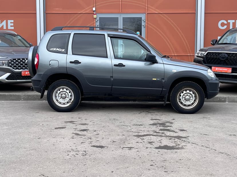 chevrolet-niva-2017-1076-3