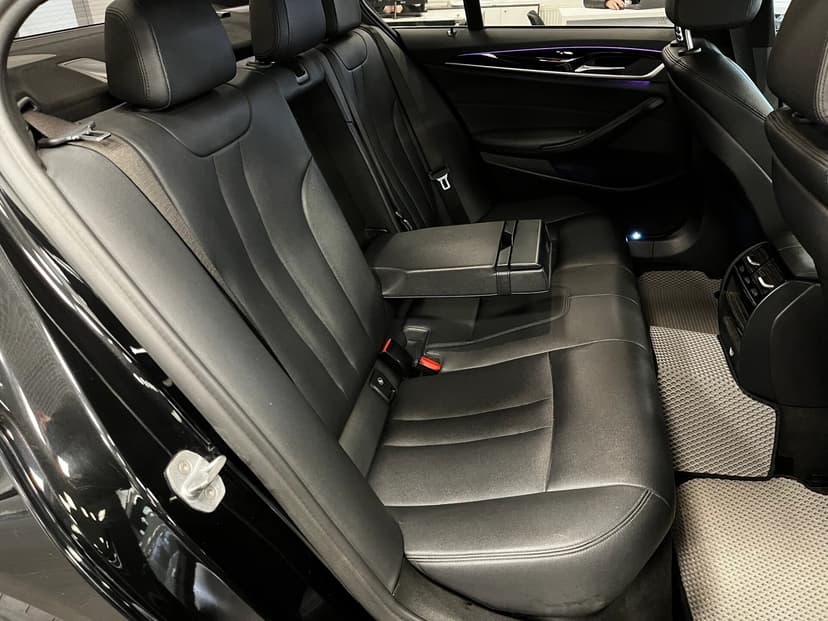 bmw-5 серия-2019-836-30