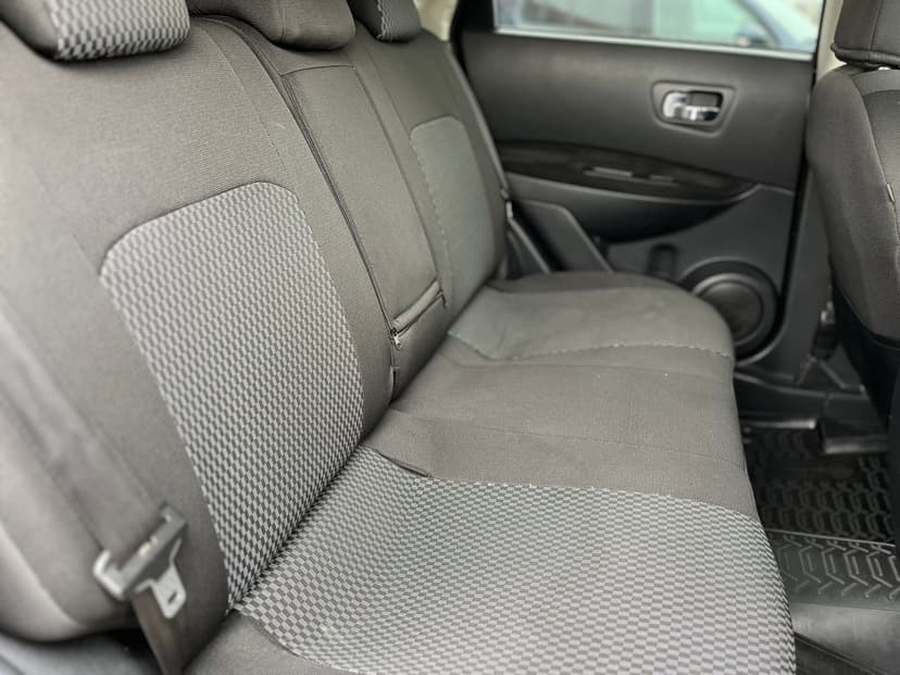 nissan-qashqai-2012-1081-23