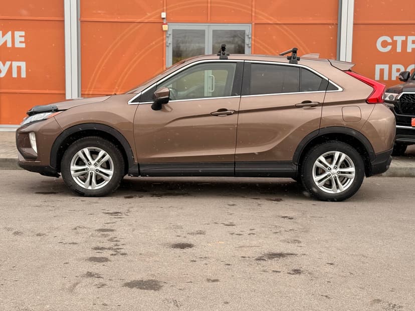 mitsubishi-eclipse cross-2018-868-7