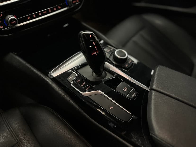 bmw-5 серия-2019-836-18