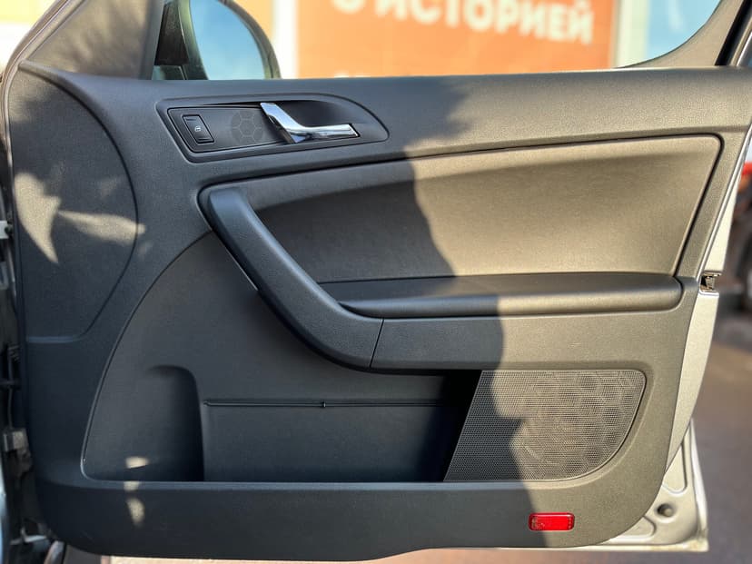 skoda-yeti-2016-946-25