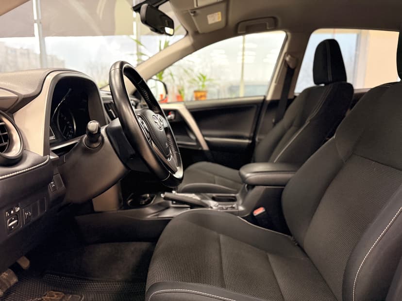 toyota-rav4-2015-839-19