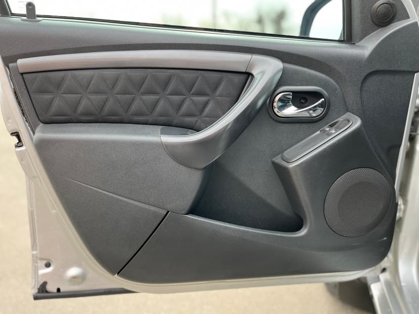 renault-duster-2016-1321-21