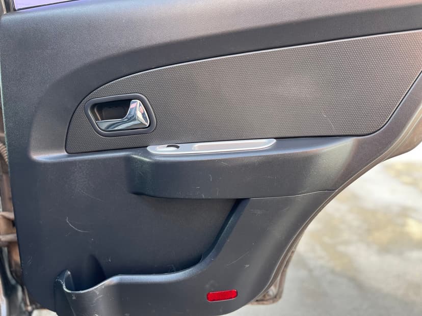 chery-very-2011-1054-25