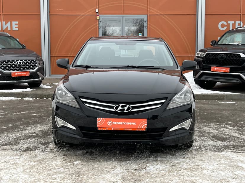 hyundai-solaris-2014-1019-1