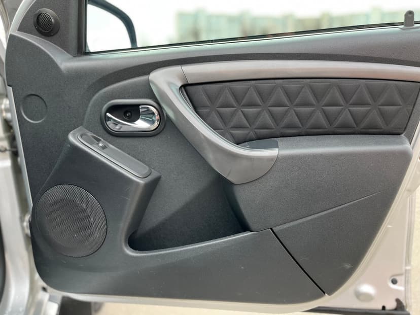 renault-duster-2016-1321-22