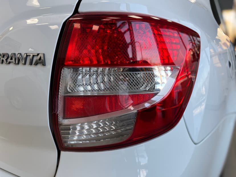 ваз (lada)-granta-2015-1015-9