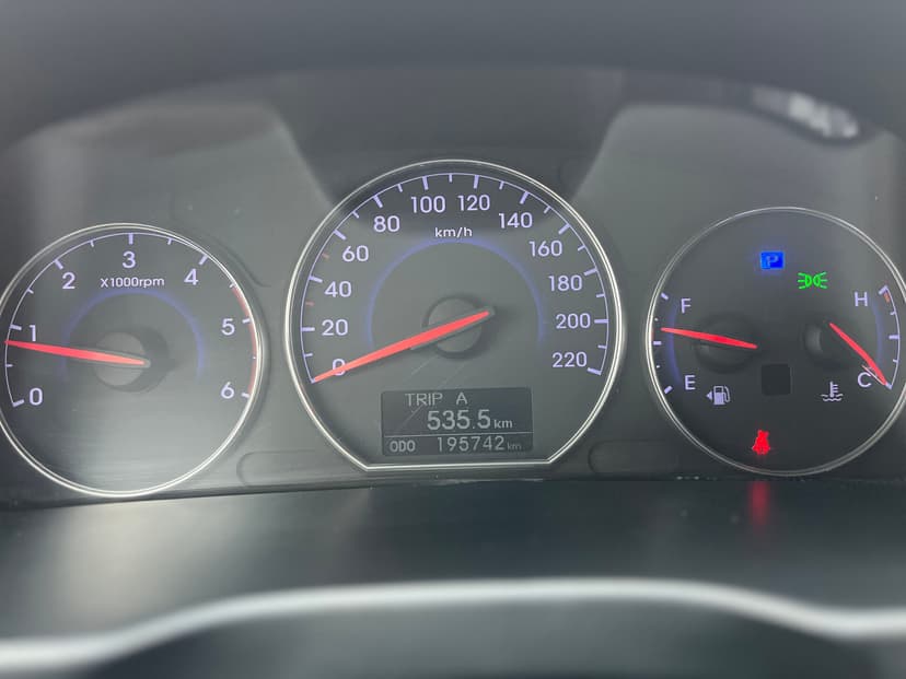 hyundai-santa fe-2010-1212-12