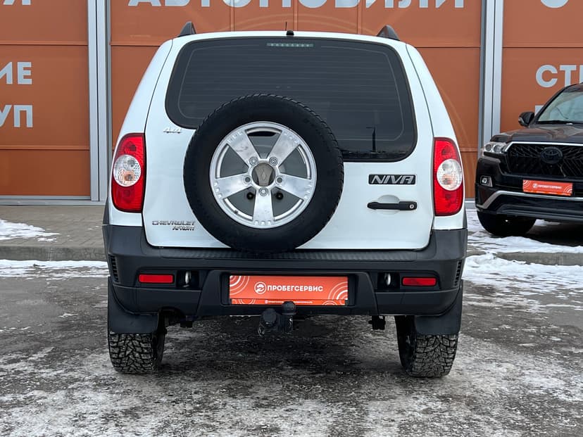 chevrolet-niva-2015-992-5