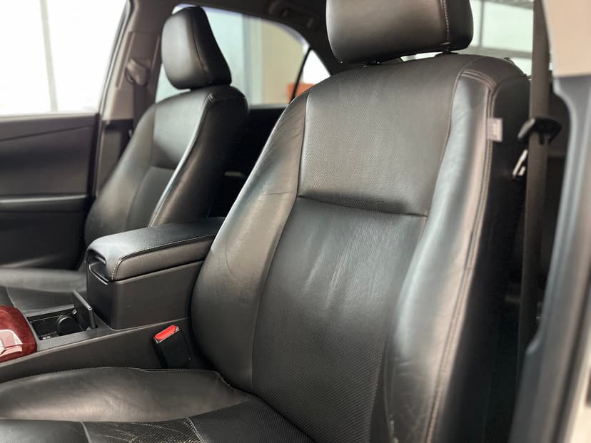 toyota-camry-2012-1224-19