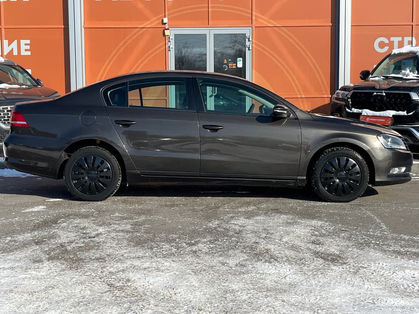 volkswagen-passat-2012-942-3