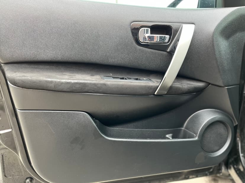 nissan-qashqai-2012-1081-21