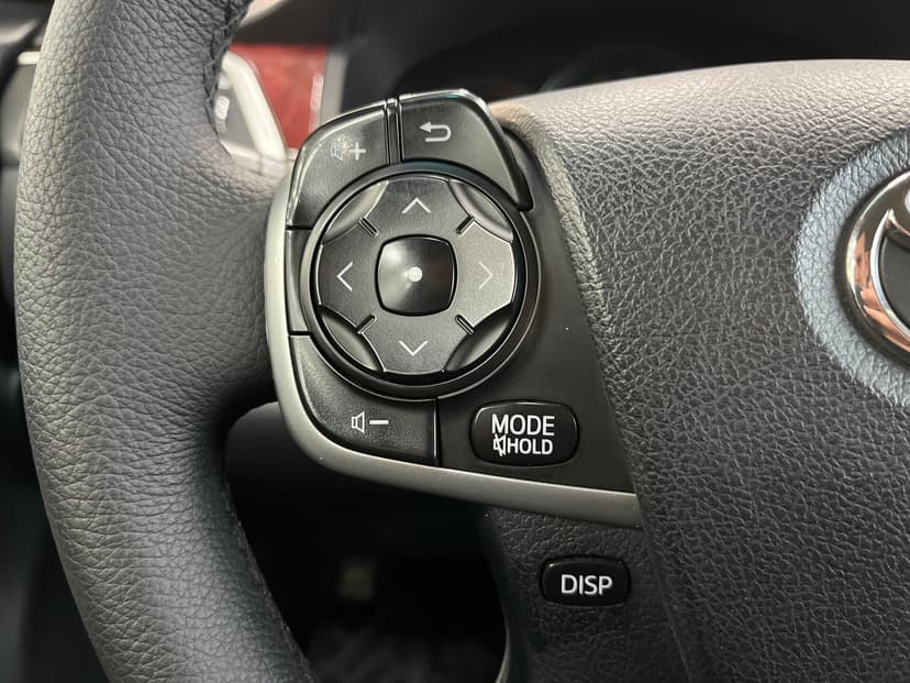 toyota-camry-2012-1224-11