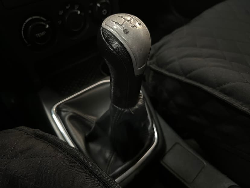 ваз (lada)-priora-2015-980-15