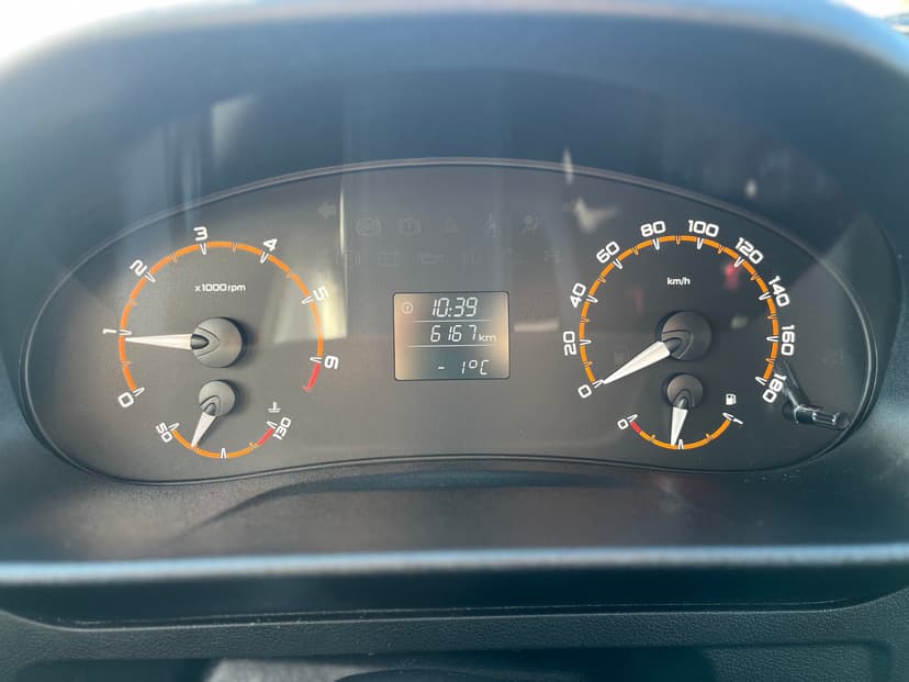 ваз (lada)-niva legend-2025-1261-12