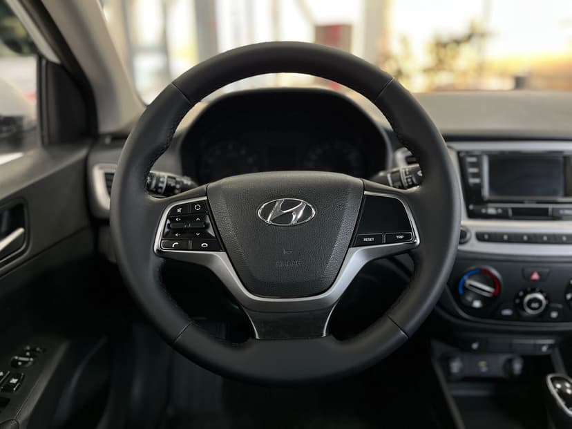 hyundai-solaris-2021-987-11