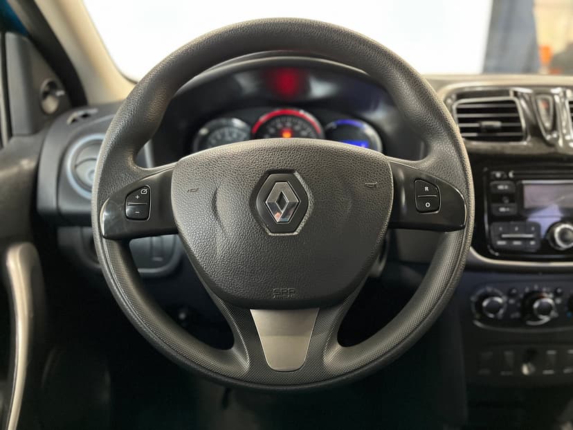 renault-logan-2014-1311-9