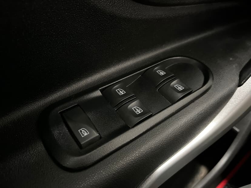 ваз (lada)-xray-2019-1050-19