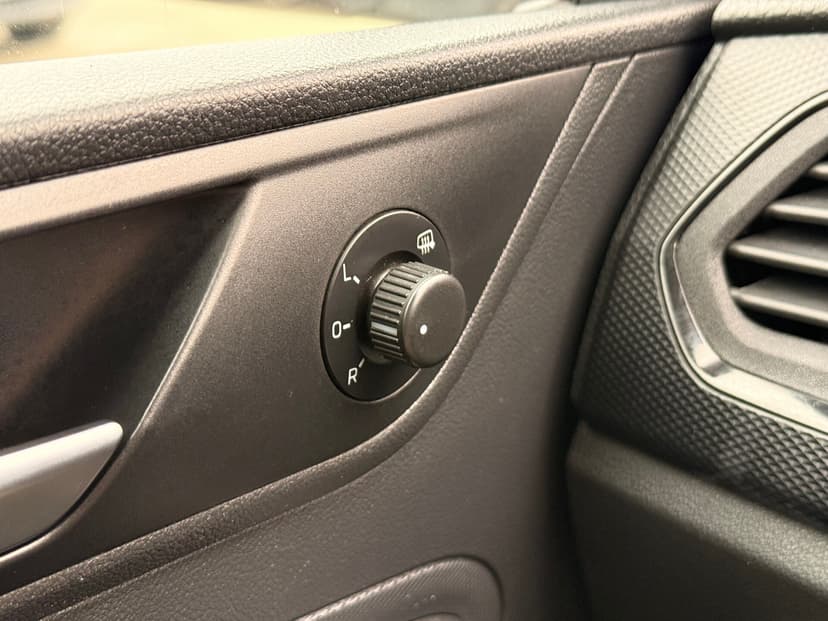 volkswagen-polo-2020-648-18