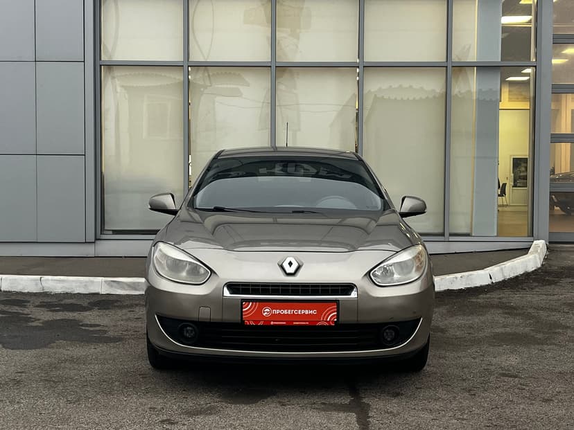 renault-fluence-2011-982-1