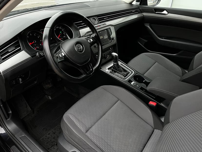 volkswagen-passat-2016-805-24